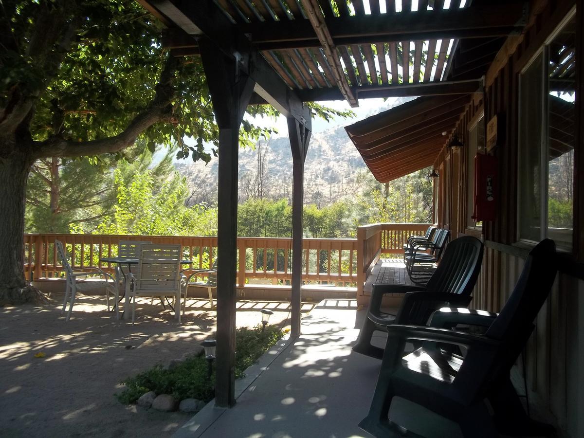 Sequoia Lodge Кърнвил Екстериор снимка